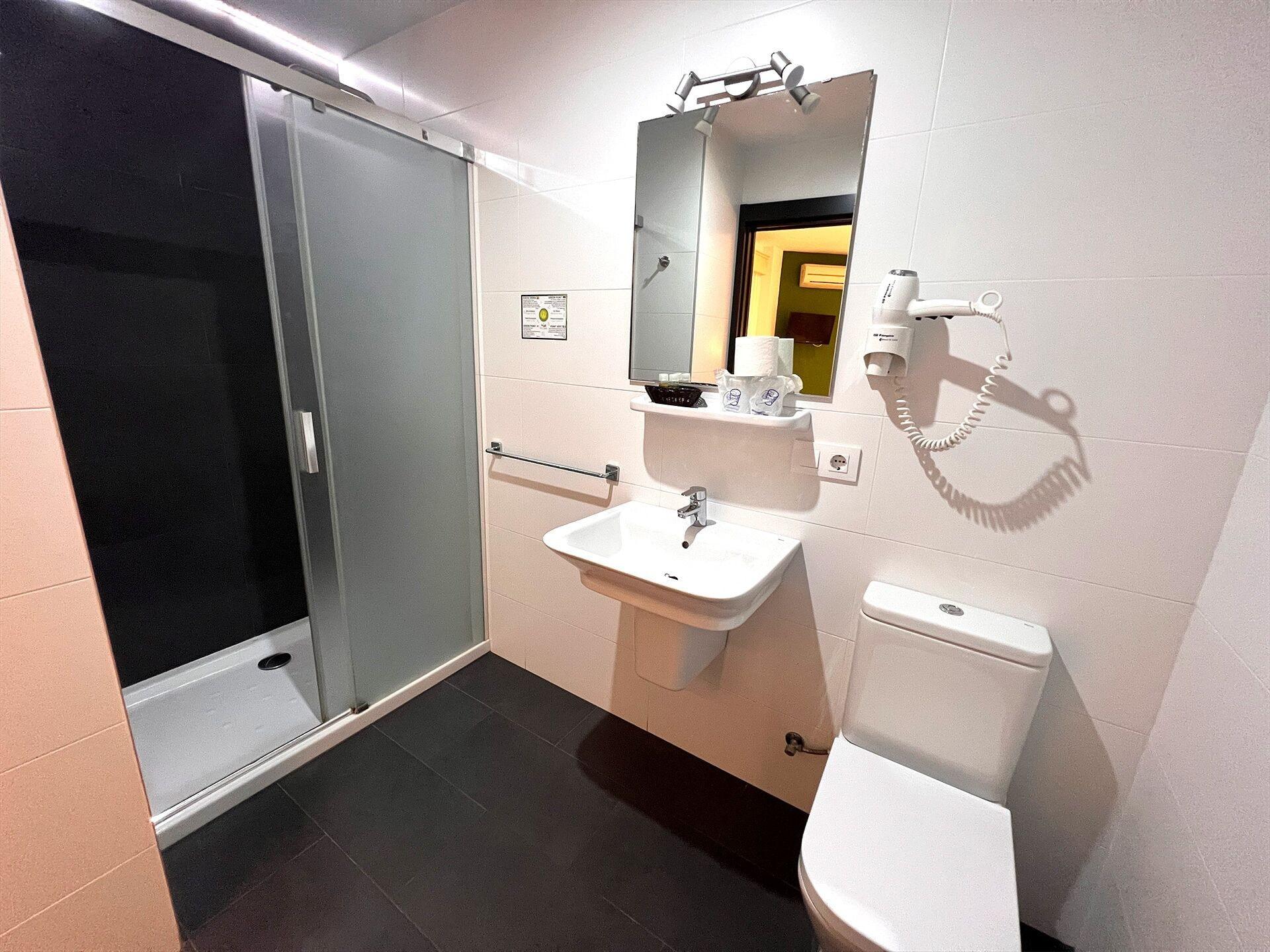 Hostal La Janda Vejer de la Frontera Exterior foto Bathroom of a hotel room