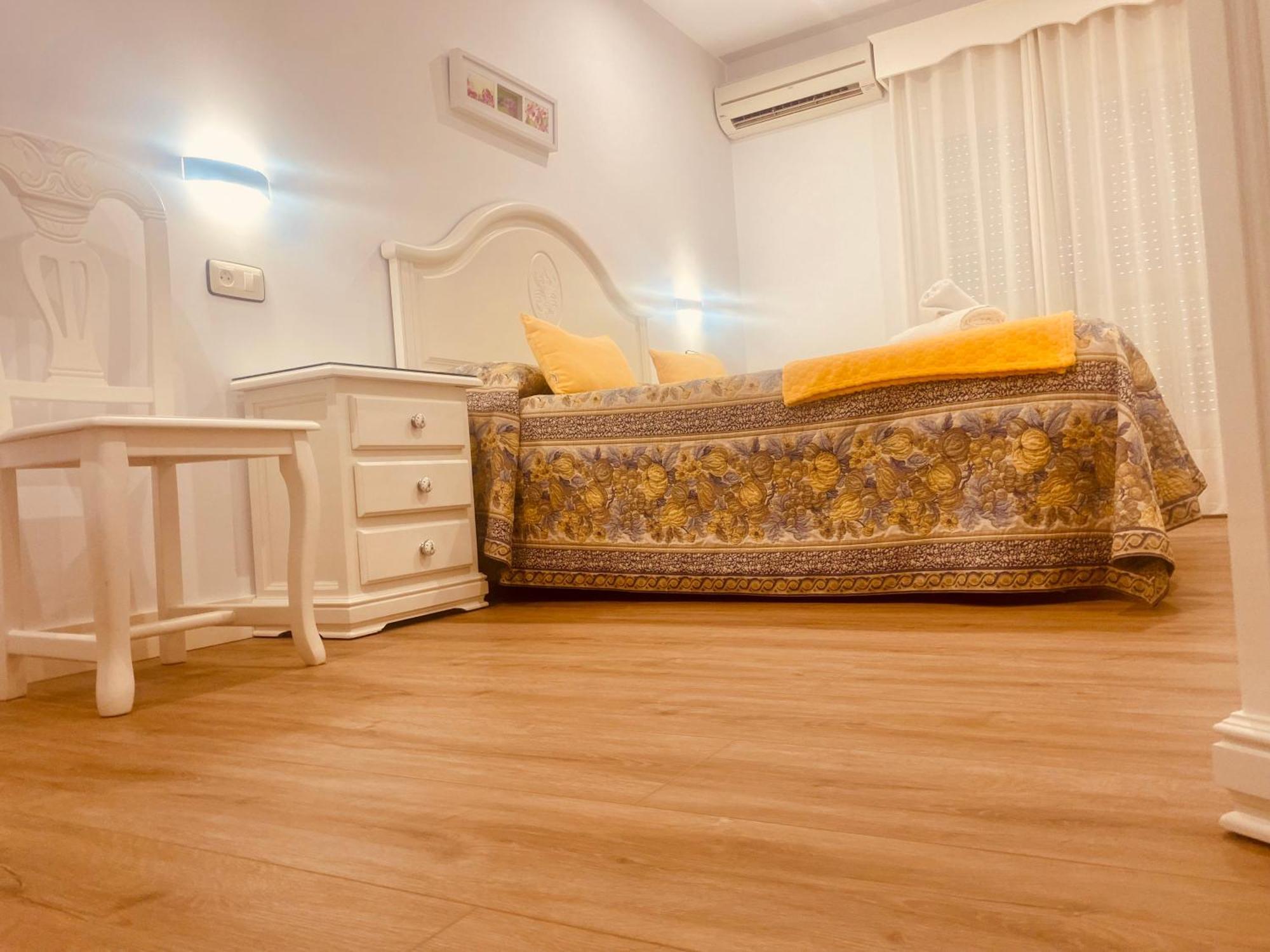 Hostal La Janda Vejer de la Frontera Exterior foto Laminate flooring
