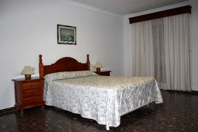 Hostal La Janda Vejer de la Frontera Exterior foto A bedroom