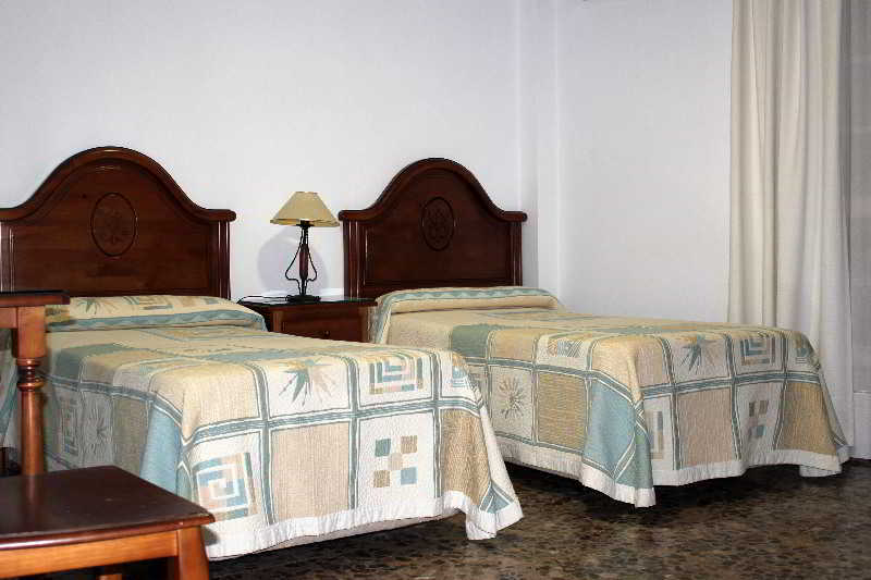 Hostal La Janda Vejer de la Frontera Exterior foto A bedroom